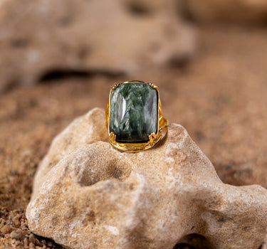 CELESTE SERAPHINITE RING