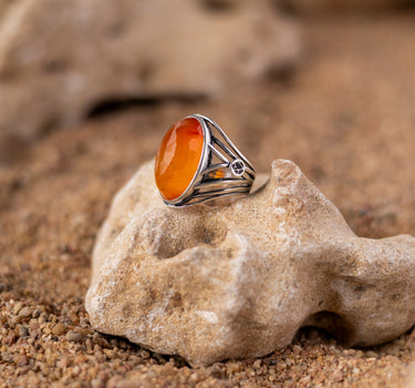 SIENNA CARNELIAN RING