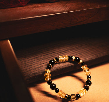 LUMI-NOIR PROSPERITY BRACELET
