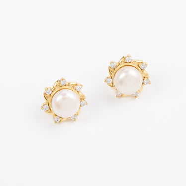 Solara Pearl Studs